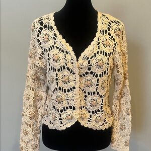 Crochet Floral Cardigan Creme with pink flowers small